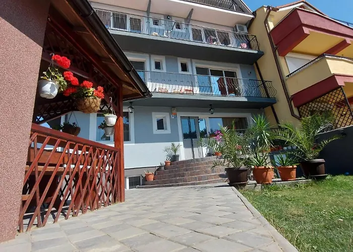 Rene Si Ilinca 3* エフォリエ・ノルド